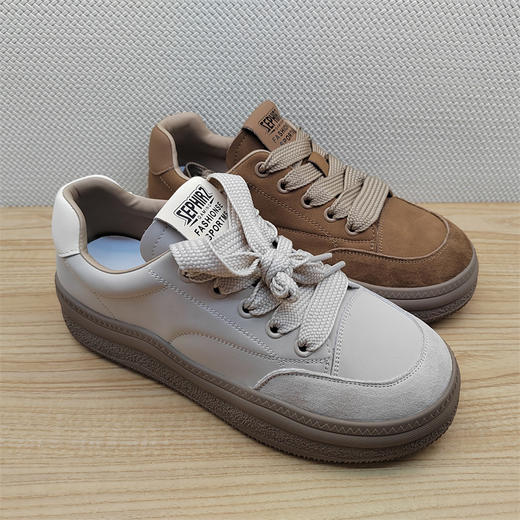 2024豪行秋冬新款24317011真皮运动休闲低跟女鞋单鞋皮鞋 商品图2