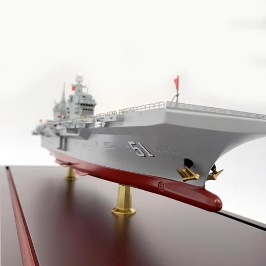 特尔博-新品 1:650 076两栖攻击舰四川舰模型合金仿真摆件 商品图3
