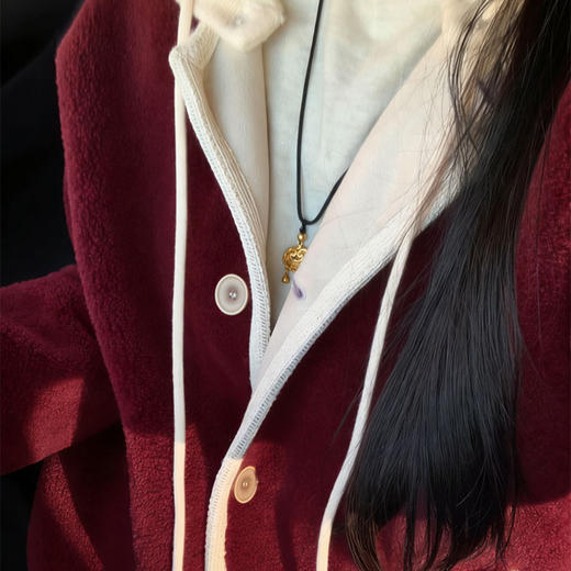 LONGNVFAIR车厘子红羊羔绒外套，藏着一抹热红酒的醇厚，衬得气色透亮，年底贵气战衣（3-7天发货）【G】 商品图6
