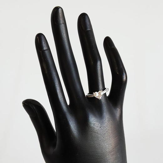 AU750白金经典简约三爪款心型1.03克拉钻石戒指14号（戒圈可改）290126NJS42 商品图9