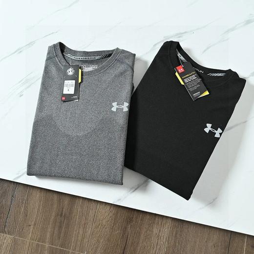 男子小圆领加厚超弹力长袖训练健身运动打底衫保暖内衣上衣 商品图0
