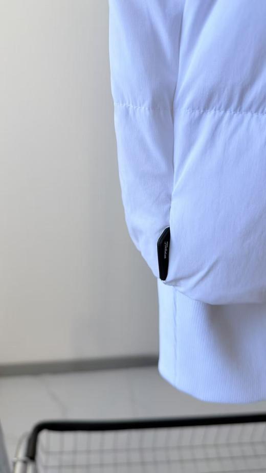 25冬款TIT纯原单鹅绒服，专柜爆款！鹅绒填充，轻快保暖，有一定厚度！纯原单货04948661 商品图3