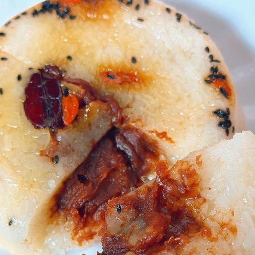 【好运年年八宝饭】传统中式甜点，年夜饭的压轴大菜，既可作主食，又可作甜品，黑糖大枣八宝饭、的五彩菠萝、白米豆沙、糯叽叽，软糯微甜，轻挖一勺，米的清甜加上馅儿的绵密，绵软细腻 商品图4