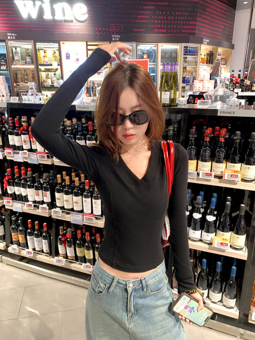 <曾小咸推荐> 2.26 现货秒杀 ！微信超特价！2色v领长袖t恤 日常109.99 立减50 秒杀59.99！！复古卡其色高腰直筒休闲裤  秒杀129.99！ 商品图14