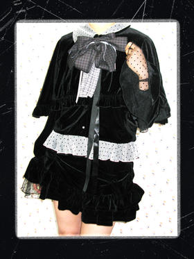 Kaiy Xiao 泼墨骏马·绒裳 马年系列 限定三件套