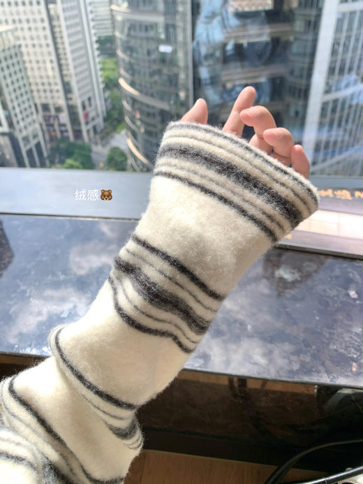 <曾小咸推荐>2.20现货秒杀 ！微信超特价！2色磨毛撞色条纹T恤 日常149.99 立减80 秒杀69.99！！ 商品图9