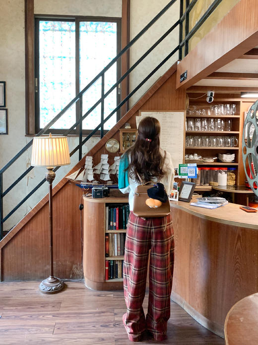 <曾小咸推荐>2.21现货秒杀 ！微信超特价！韩系植绒毛衣 日常179.99 立减90 秒杀89.99！！格子裤 秒杀99.99 商品图8