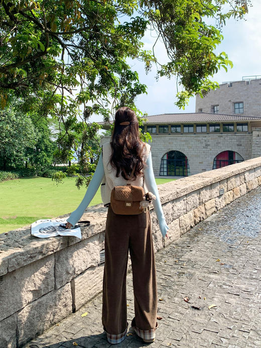 <曾小咸推荐>2.20现货秒杀 ！微信超特价！复古撞棕色边马甲 日常149.99 立减70 秒杀79.99！！ 商品图5