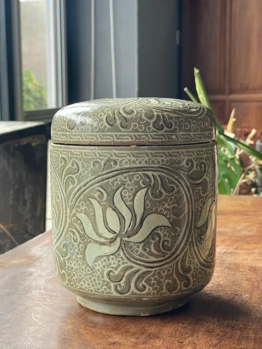 象嵌青瓷缠枝莲花纹筒形盖罐，顺丰包邮 商品图0