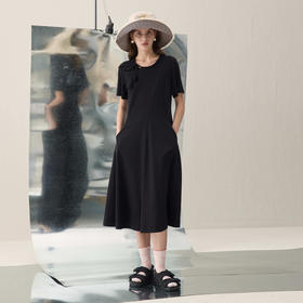 谜底收腰连衣裙短袖2026年春季新品立体花不规则长裙女261ML0084