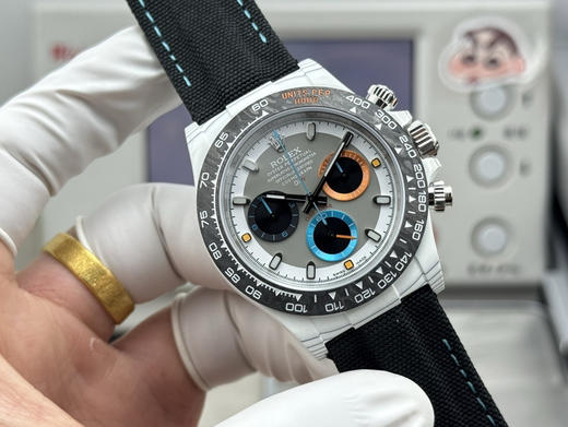 Noob official➕ Factory ROLEX宇宙计时迪通拿系列之碳纤维定制版，腕表不仅佩戴轻便，外表坚硬。且每一只腕表都拥有独一无二的碳纤花纹材质📦📦📦📦📦📦📦 商品图1