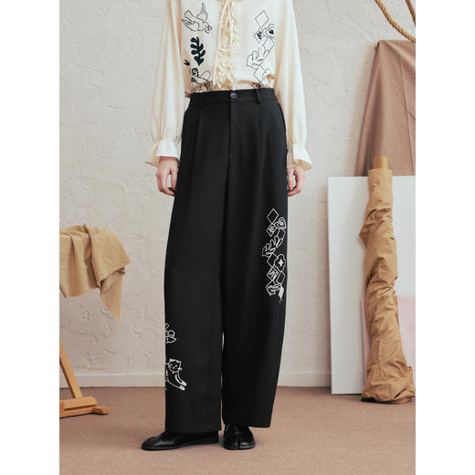 两三事 墨色静流 2026春季新款复古刺绣阔腿裤女宽松休闲裤 商品图2