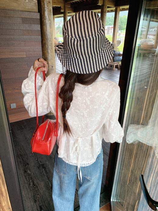 <曾小咸推荐>2.22现货秒杀 ！微信超特价！韩系收腰绣花长袖衬衫 日常219.99 立减130 秒杀89.99！！ 商品图6