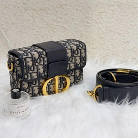 Dior 蒙田 mini 老花拼皮 box 盒子包