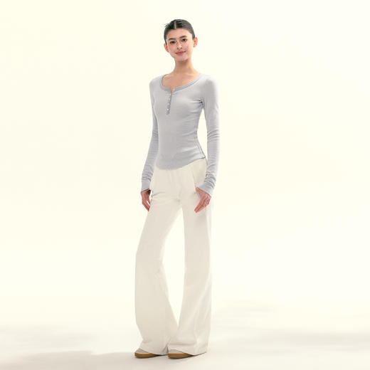 Ariseism 美式复古绒感亨利领长袖t恤女春季新款修身上衣 商品图3