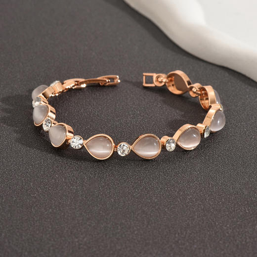 【情人节送礼❗️温柔又高级】柔和精致感宛如神女之泪首饰水滴形猫眼石手链送女友送闺蜜生日礼物。jd 商品图3