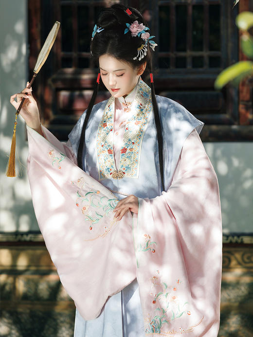 【重回汉唐簪花行】竖领大襟长袄长比甲马面裙套装明制汉服女成人 商品图1