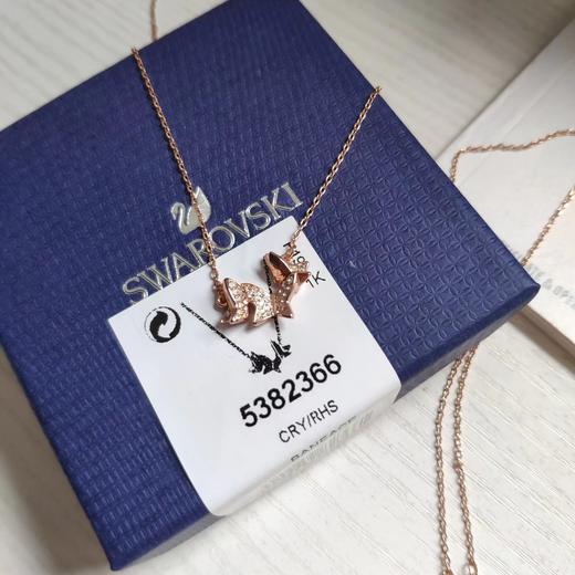 F020521美感十足blingbling的闪立体小蝴蝶项链 商品图7