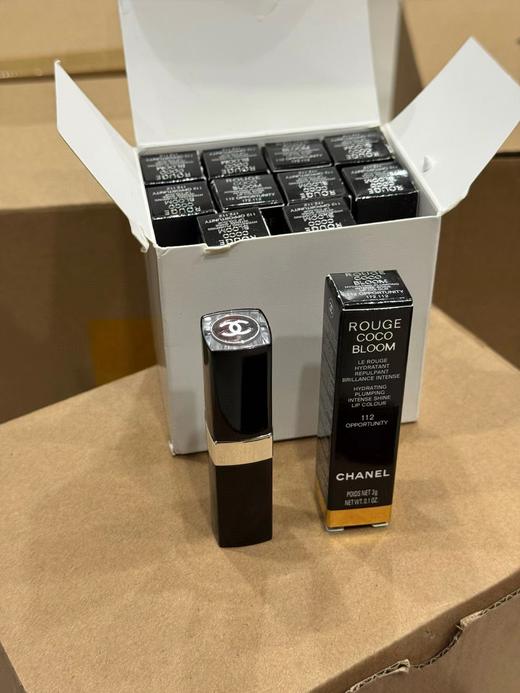 F020502显气色不挑人圆管112色号滋润型口红 商品图5