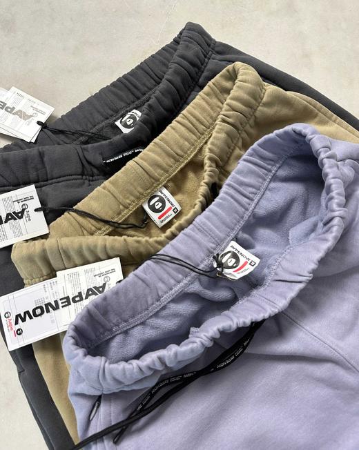 Aape  猿颜徽章宽松束脚休闲裤 商品图6