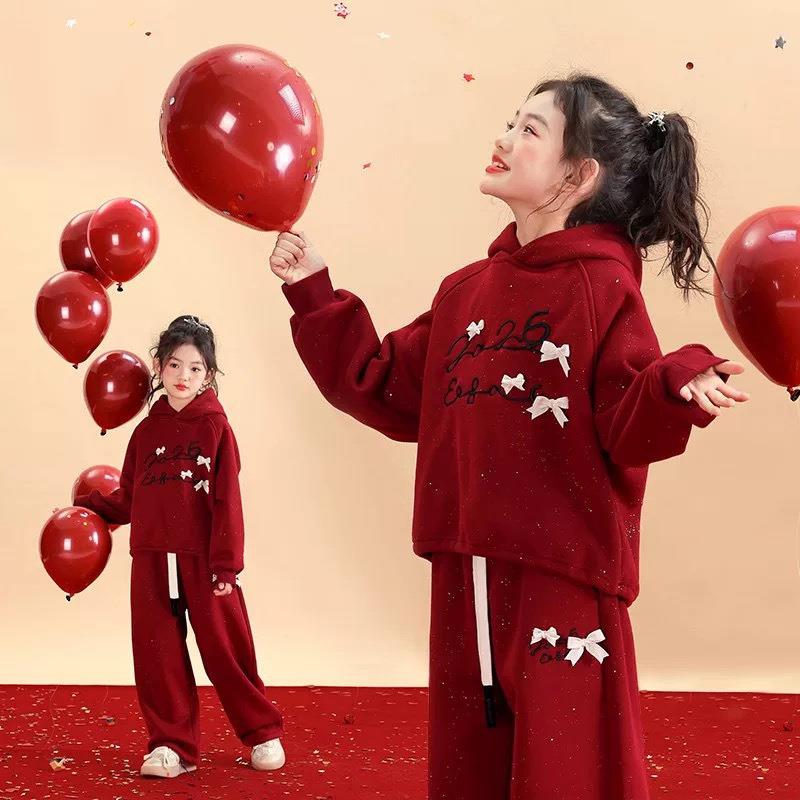女童加绒套装新款洋气休闲儿童运动秋冬加绒红色过年两件套