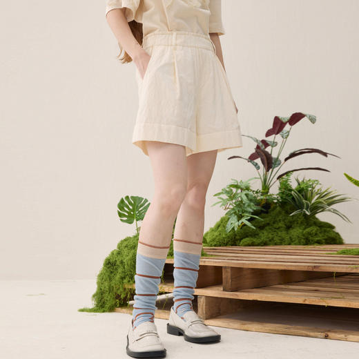 谜底花苞型短裤2026年春季新品爱心卷边橡筋腰头裤子女261MK0253 商品图1