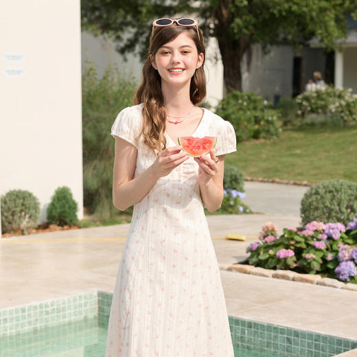 【100棉】三彩独醒2026春季新款法式V领印花连衣裙A字裙长裙气质F 商品图1