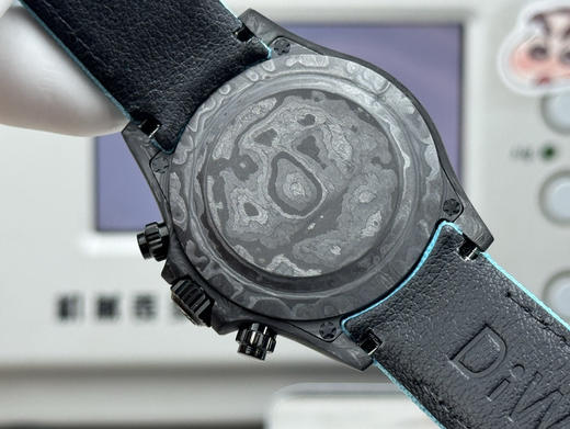 Noob official➕ Factory ROLEX宇宙计时迪通拿系列之碳纤维定制版，腕表不仅佩戴轻便，外表坚硬。且每一只腕表都拥有独一无二的碳纤花纹材质📦📦📦📦📦📦📦📦📦📦❕ 商品图7