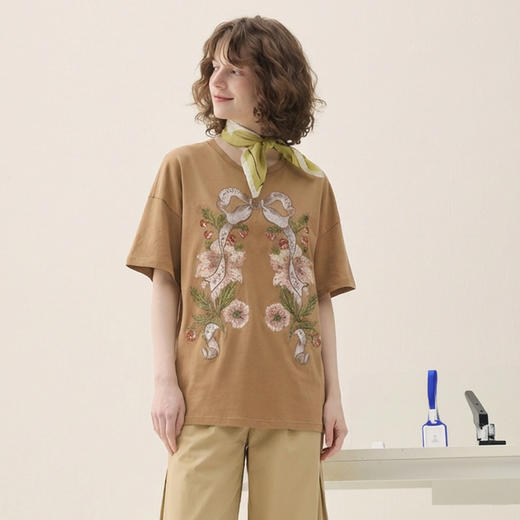 谜底大廓形T恤短袖2026春新品复古贴布绣纯棉宽松上衣女265MT5026 商品图0