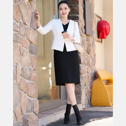 皮尔卡丹女装无袖V领黑色连衣裙P51104D4071B0 商品图1