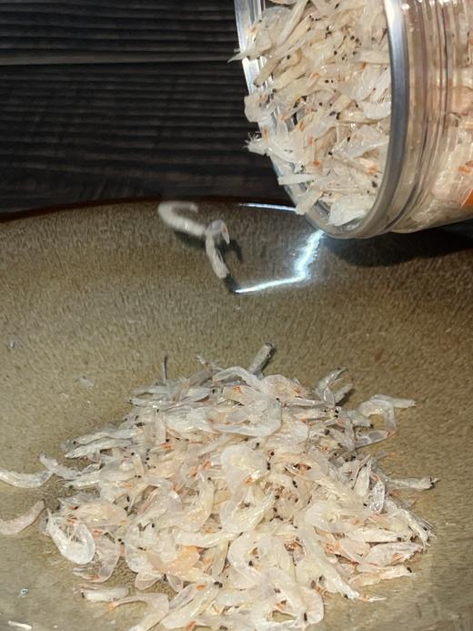 温州本地鲜虾皮和鱼干 自然晾晒不咸不腥 炒菜熬粥提鲜必备干货，老少皆喜爱！ 商品图6