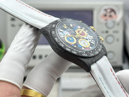Noob official➕ Factory ROLEX宇宙计时迪通拿系列之碳纤维定制版，腕表不仅佩戴轻便，外表坚硬。且每一只腕表都拥有独一无二的碳纤花纹材质📦📦📦📦📦📦📦📦📦📦❕ 商品图5