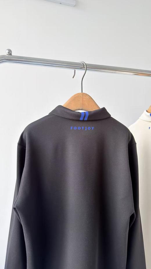 25冬款FJ家原单加绒男款POLO，韩国🇰🇷客供面料，超有质感，里面加绒，有厚度，面料挺括有质感，超级帅气的一款！胸前加后背立体印花撞色LOGO，领子配色设计，扣子有LOGO！推荐必入款！ 商品图8