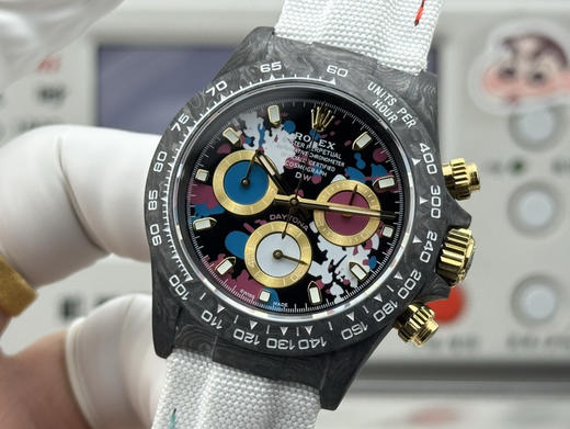 Noob official➕ Factory ROLEX宇宙计时迪通拿系列之碳纤维定制版，腕表不仅佩戴轻便，外表坚硬。且每一只腕表都拥有独一无二的碳纤花纹材质📦📦📦📦📦📦📦📦📦📦❕ 商品图4