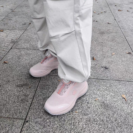 【WRCA世界防滑记录认证】百宝男女款 轻便防滑休闲鞋 商品图1