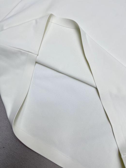 F020506压胶刺绣打底衫加绒长袖圆领体恤打底衫 商品图8