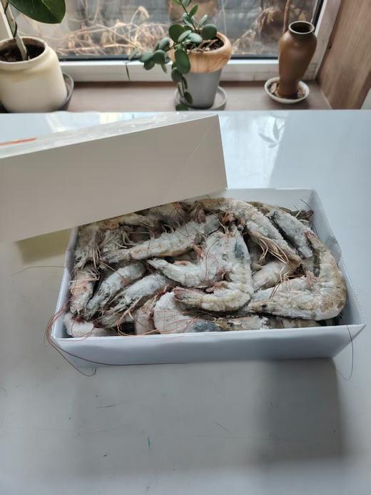 【桑塔牌白虾(30-40头)】 产地：厄瓜多尔 净重1.65kg，98元/盒 商品图0