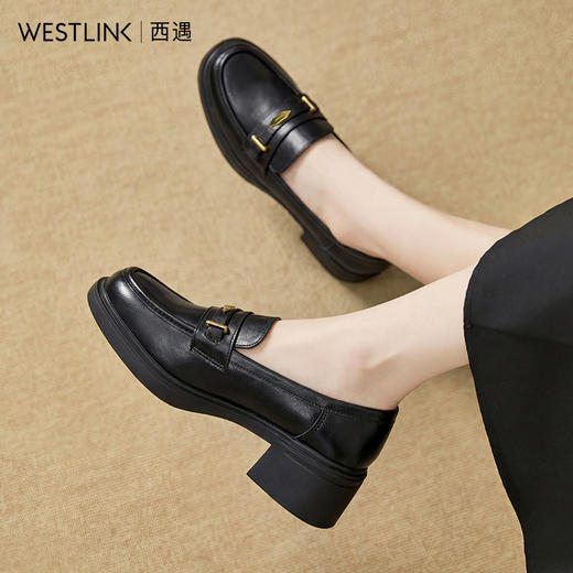 西遇厚底乐福鞋女鞋2026新款春季英伦风JK小皮鞋金属扣装饰单鞋子V0166267 商品图1