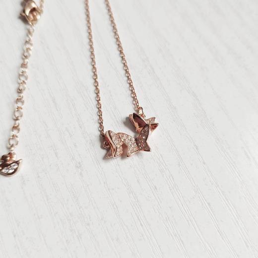 F020521美感十足blingbling的闪立体小蝴蝶项链 商品图3