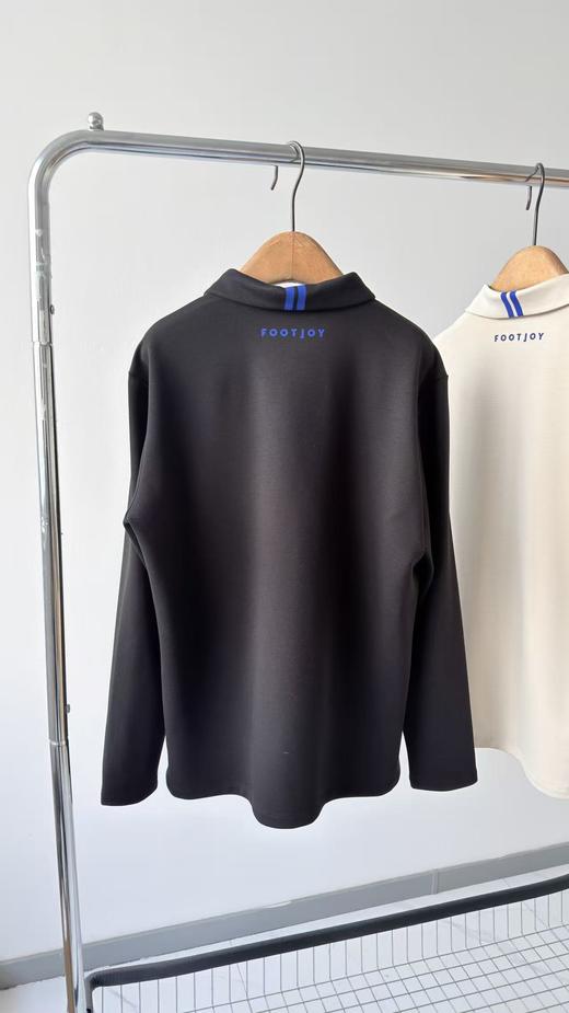 25冬款FJ家原单加绒男款POLO，韩国🇰🇷客供面料，超有质感，里面加绒，有厚度，面料挺括有质感，超级帅气的一款！胸前加后背立体印花撞色LOGO，领子配色设计，扣子有LOGO！推荐必入款！ 商品图7