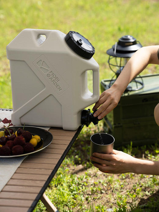 牧高笛牧泽蓄水桶户外露营带龙头便携车载水桶大容量储水箱自驾游 商品图0