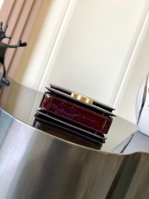 赛琳 24TEEN GARANCE漆面牛皮革手袋（LZ） 商品图3