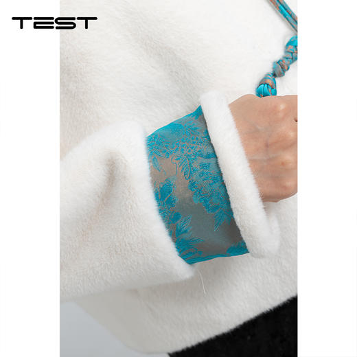 春上新温柔风白色仿水貂绒绒外套2261018 商品图3