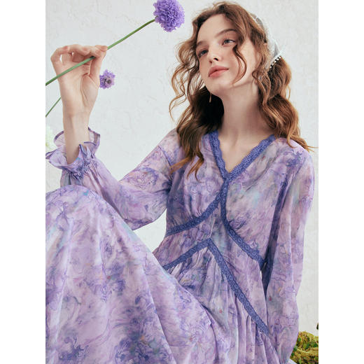 两三事梵高文艺 芙洛拉之诗 2026春季新款花边拼接印花雪纺连衣裙 商品图2