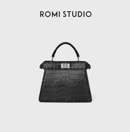 ROMI STUDIO 首饰袋 新加坡进口手工打磨鳄鱼皮手提包RWCLP36987 商品图0
