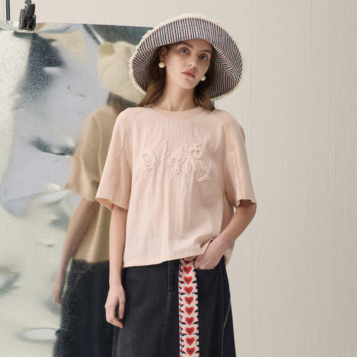 谜底针织衫短袖2026春季新品H型宽松拼接绣花减龄上衣女261MZ0335 商品图0