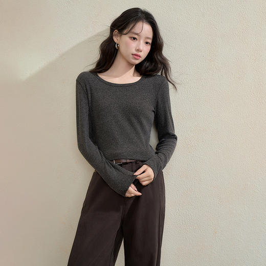 西遇修身长袖T恤女秋季新款辣妹风圆领露背镂空短款上衣Y0055206 商品图4