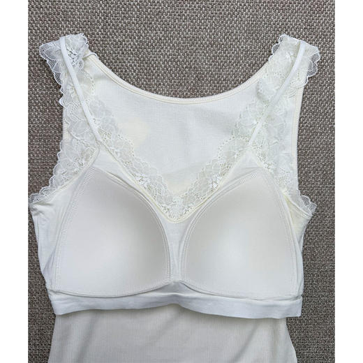 耳边细语 长绒棉羊毛莫代尔V领针织蕾丝背心 文胸式罩杯内衣背心 商品图6