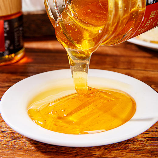 【新疆红花蜜】 源自新疆塔城的红花蜜源 兵团监制踏实靠谱 淡淡的红花香清雅芬芳  蜜色琥珀微甜不腻丝滑浓郁 商品图4