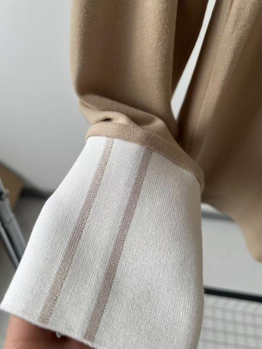 25冬款LAN家原单高尔夫打底衫，韩国🇰🇷客供面料，有弹力，超级舒服，质感满满，面料自带绒感，亲肤又保暖，领子设计感很好看，而且弹力大，无论是日常生活，还是打球运动，都很好穿！推荐推荐！ 商品图5